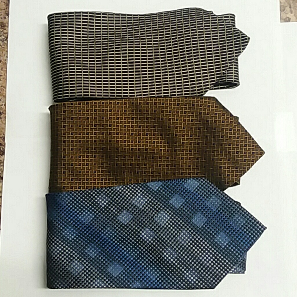 Lot of 3 silk ties